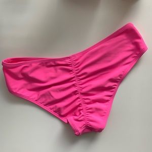 Xhilaration Swim - HOT PINK swimsuit bottoms - cheeky / ruched Xhilaration Swim - HOT PINK swimsuit bottoms - cheeky / ruched